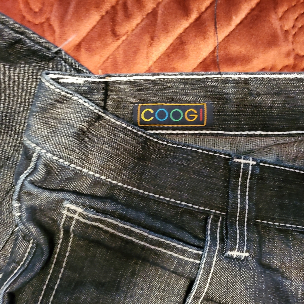 Men's blue jeans